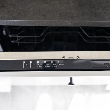 Vaz Apartments Essen, Kueche, Wlan, Tv, Netflix, Ca 15 Min Messe U Hbf Ngoại thất bức ảnh