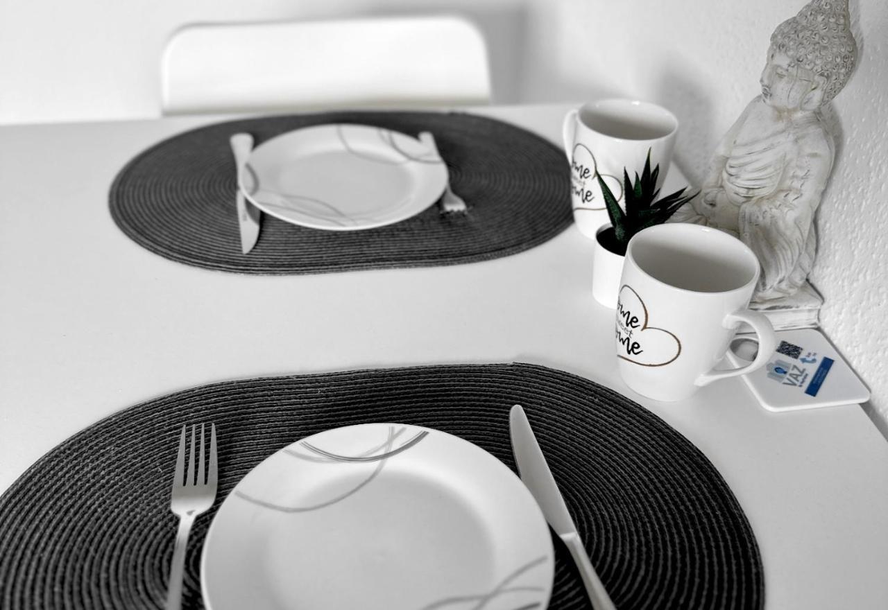 Vaz Apartments Essen, Kueche, Wlan, Tv, Netflix, Ca 15 Min Messe U Hbf Ngoại thất bức ảnh